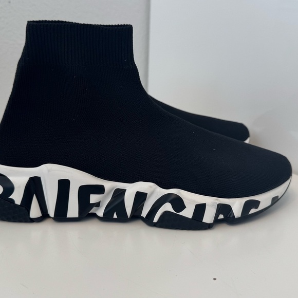 NWOT Balenciaga Speed Graffiti Sneakers size 8 - Picture 6 of 8